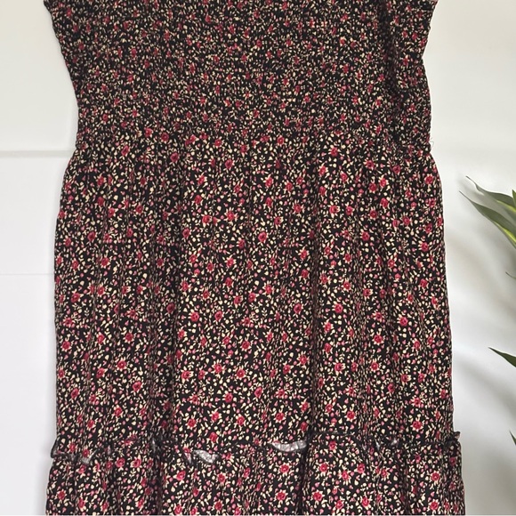 • NWT! [Liberty Love] Maternity Dress • - Picture 11 of 13
